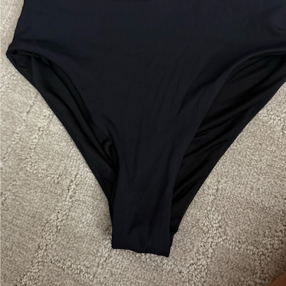 Colorful Swimwear‎ Collection - Picture 3 of 16